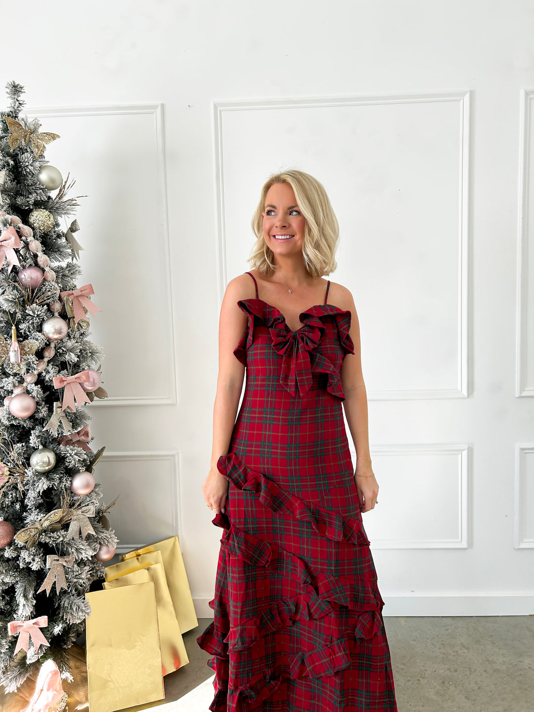 white christmas dresses Christmas Classic Red Plaid Maxi Dress FINAL SALE Flourish in Frills white christmas dresses Christmas Classic Red Plaid Maxi Dress FINAL SALE Flourish in Frills